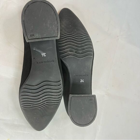 BRUNATE loafer 31891 nero
Women loafers in black nubuck leather w/ a small heel - Picture 11 of 13